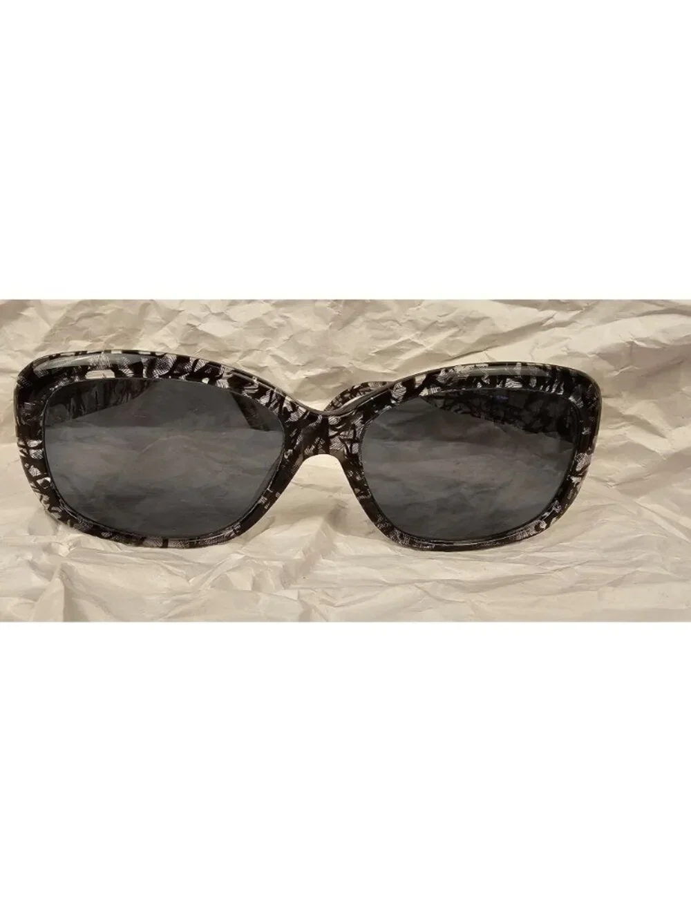 Moda Womens Oversized Black & White Patterned Sunglasses With Dark Lenses Made I